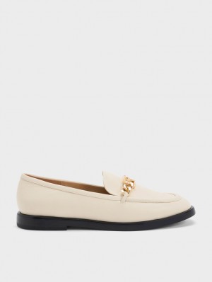 Loafers Charles And Keith Gabine Chain-Link δερματινα κρέμα | 74198-CFZL