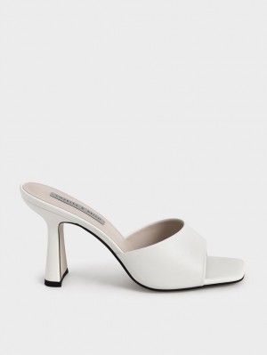 Mules Charles And Keith Square toe με τακουνι κρέμα | 09361-SYEA