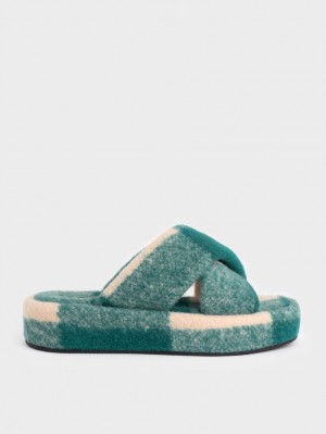 Σαγιοναρεσ Charles And Keith Checkered Με Επένδυση Crossover Flatforms πρασινο | 30149-IBWY