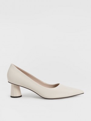 Γοβεσ Charles And Keith Cone Heel Pointed-toe κρέμα | 86943-MWNO