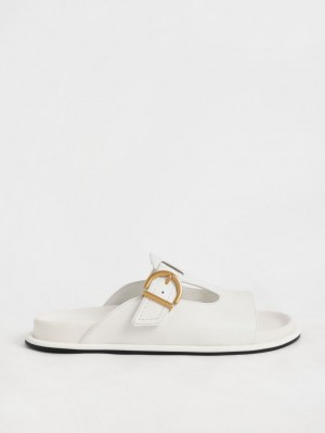 Σαγιοναρεσ Charles And Keith Cut-Out Buckled ασπρα | 62419-PZMY