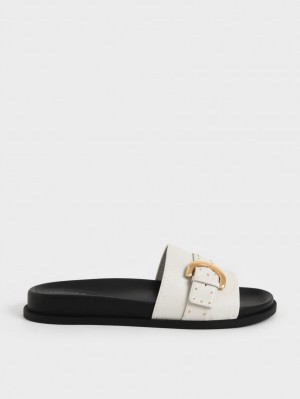 Σανδάλια Slide Charles And Keith Studded πόρπης ασπρα | 96751-VEKU