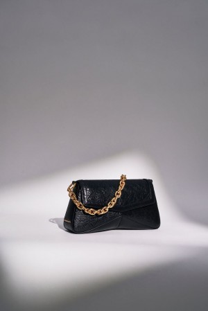 τσάντεσ ώμου Charles And Keith Arley Scarf Chain-Link Trapeze μαυρα | 75486-UVSR