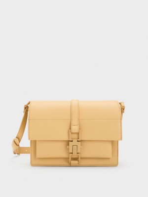 τσάντεσ χιαστί Charles And Keith Dua Buckled Μπεζ | 81739-SWNB