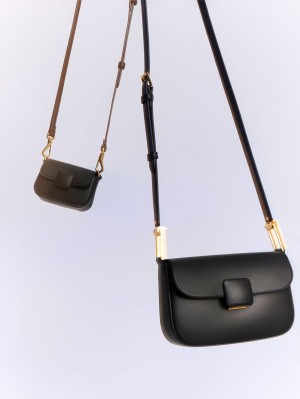 τσάντεσ ώμου Charles And Keith Koa Square Push-Lock μαυρα | 05163-ONFH