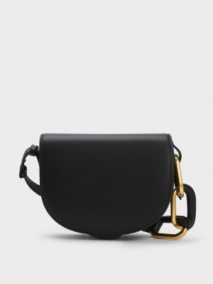 τσάντεσ χιαστί Charles And Keith Kora Saddle μαυρα | 71526-NRSV