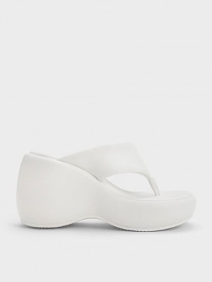 παπουτσια πλατφορμα Charles And Keith Noemi flatforms ασπρα | 80432-VEXT