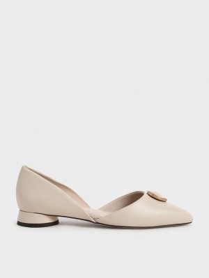 Παπουτσια Μπαλαρινεσ Charles And Keith Stone Embellished D'Orsay κρέμα | 23096-SUZX