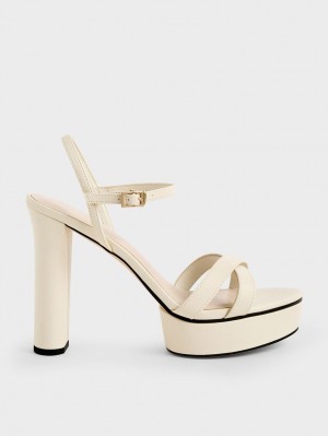 σανδαλια με τακουνι Charles And Keith Crossover flatforms κρέμα | 18547-HDGB