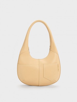τσάντα hobo Charles And Keith Anthea Contrast-Trim Curved Μπεζ | 39207-NDPM