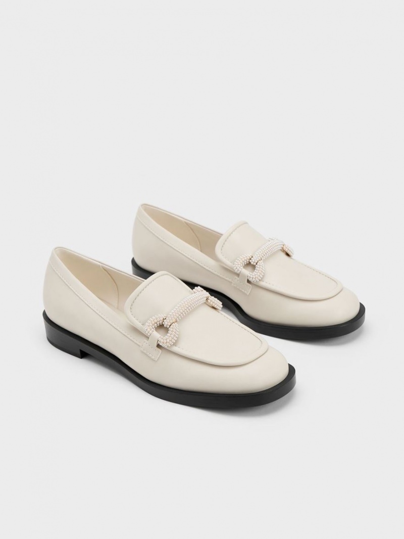 Loafers Charles And Keith Beaded λουρακια κρέμα | 62980-TCXU