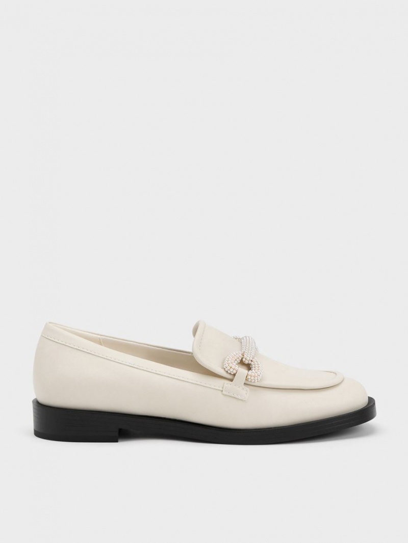 Loafers Charles And Keith Beaded λουρακια κρέμα | 62980-TCXU