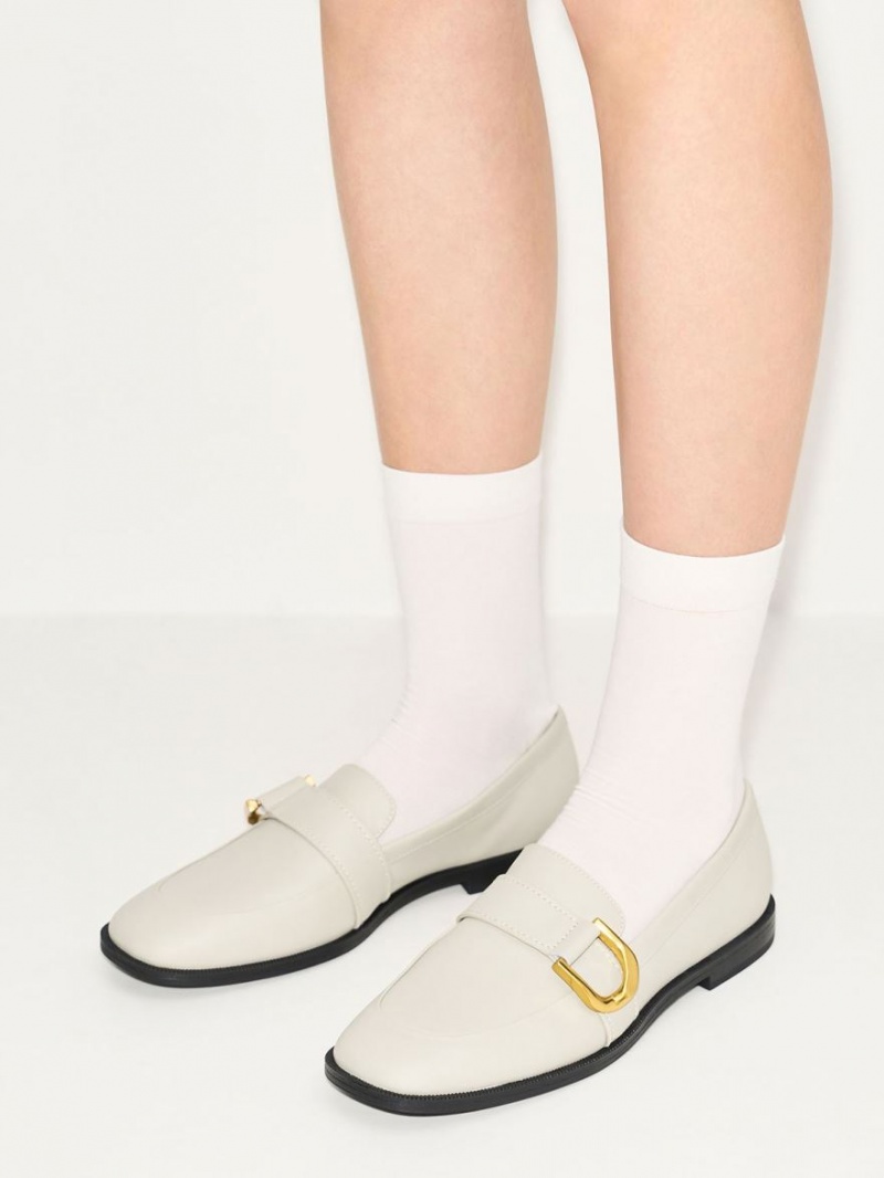 Loafers Charles And Keith Gabine Buckled δερματινα​ κρέμα | 45236-DLWC