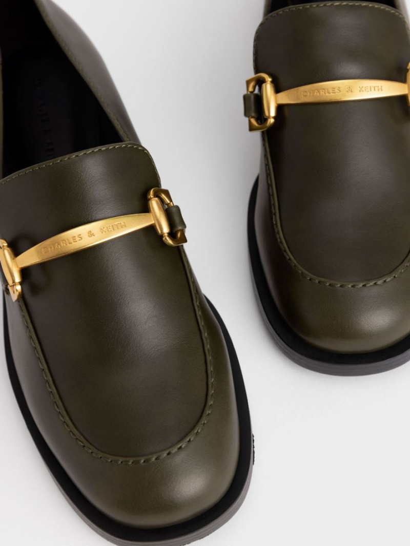 Loafers Charles And Keith Metallic Accent Ελιά | 07964-YTFJ
