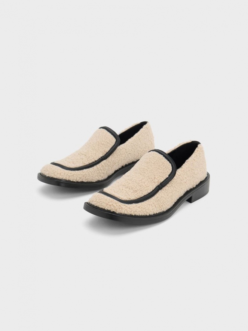 Loafers Charles And Keith Rosalie Furry δερματινα Μπεζ | 24563-APXS
