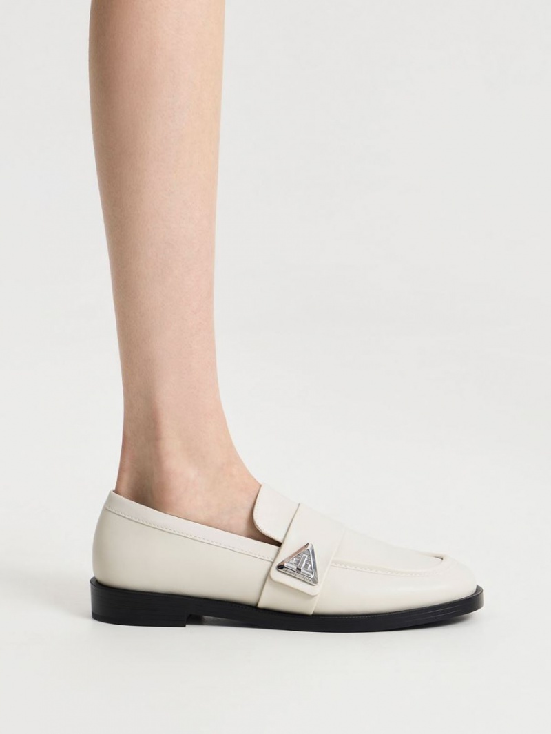 Loafers Charles And Keith Trice Metallic Accent ασπρα | 12470-PGOF