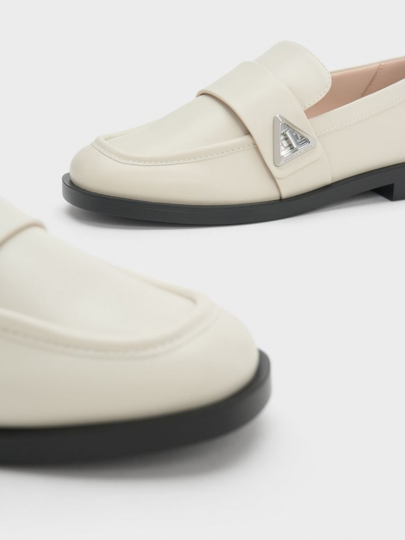 Loafers Charles And Keith Trice Metallic Accent ασπρα | 12470-PGOF