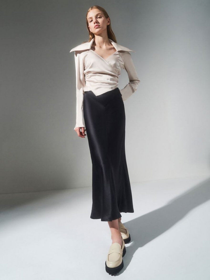 Loafers Charles And Keith Χοντρός Penny κρέμα | 32574-NBRP