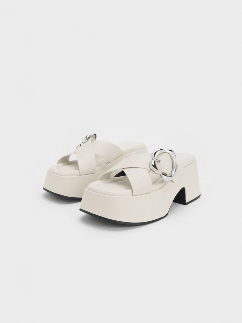 Mules Charles And Keith Flower-πόρπης Crossover flatforms ασπρα | 06317-PZJT