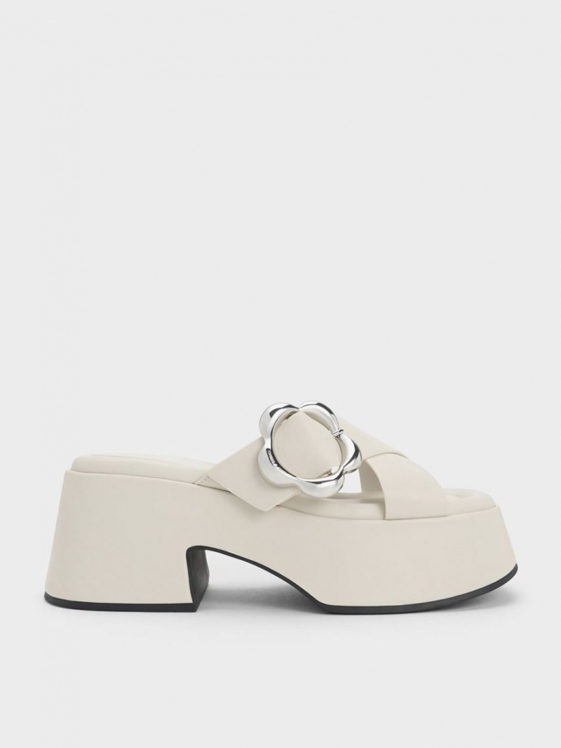 Mules Charles And Keith Flower-πόρπης Crossover flatforms ασπρα | 06317-PZJT