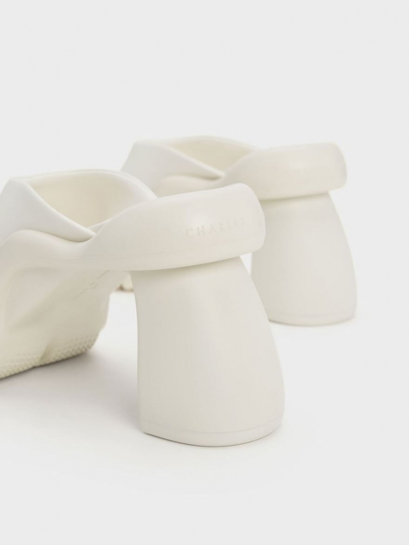 Mules Charles And Keith Leila Sculptural κρέμα | 35467-UFMP