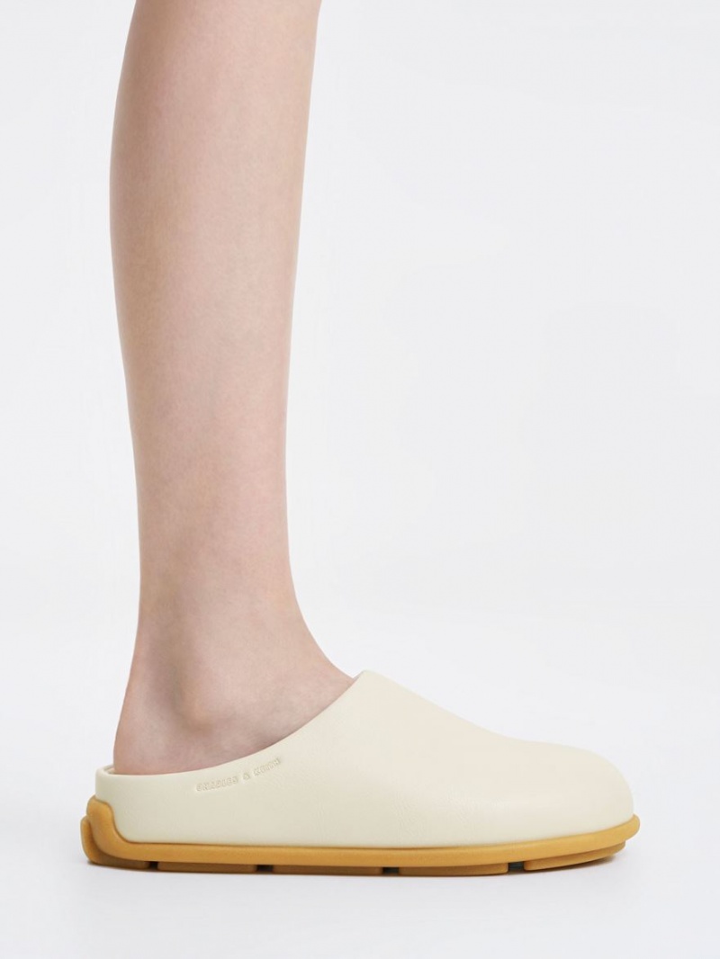 Mules Charles And Keith Molly φλατ κρέμα | 17395-ISMK