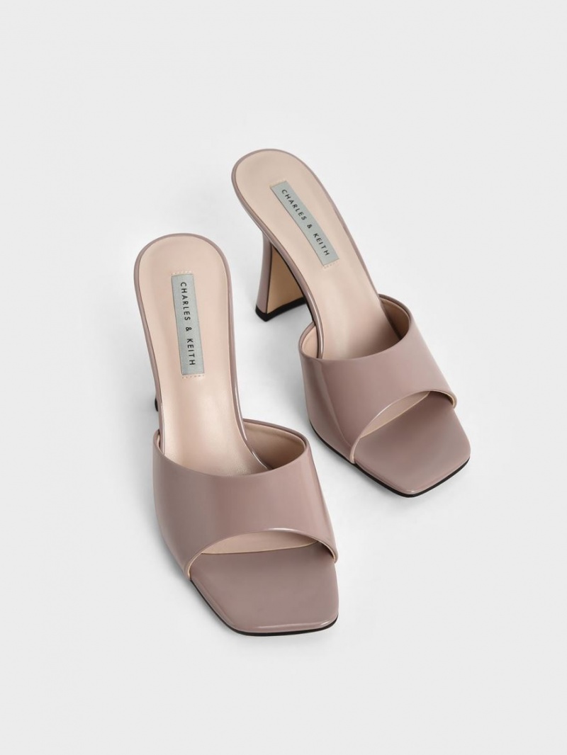 Mules Charles And Keith λουστρινι Square toe με τακουνι καφε | 61079-AMND