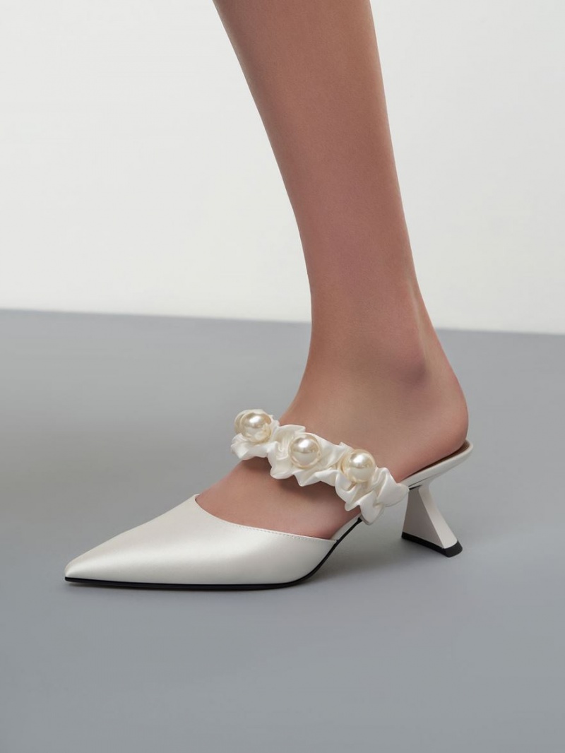 Γοβεσ Charles And Keith Blythe Bead Embellished Satin ασπρα | 52831-RJNQ