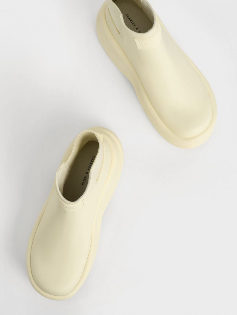 Μποτακια Charles And Keith Curved flatforms κίτρινα | 49607-FJOS