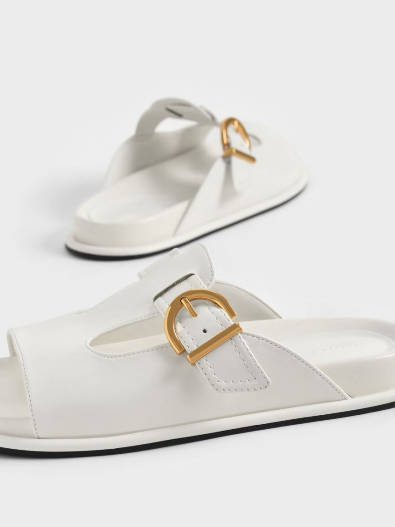 Σαγιοναρεσ Charles And Keith Cut-Out Buckled ασπρα | 62419-PZMY