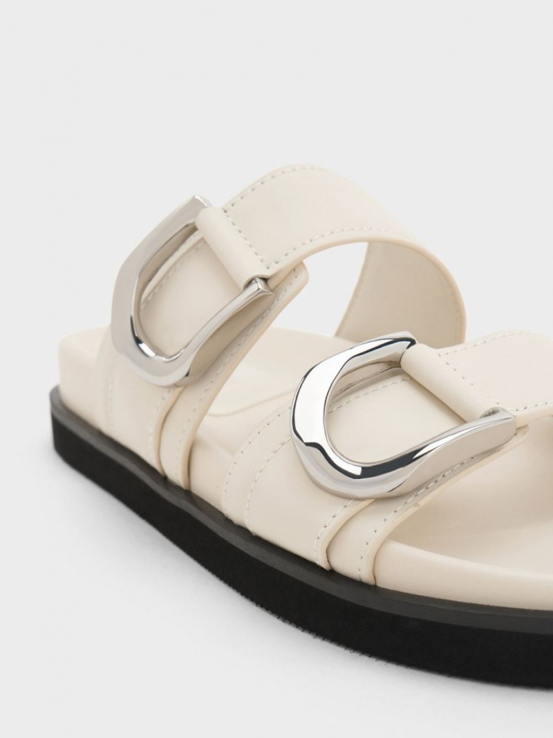 Σαγιοναρεσ Charles And Keith Gabine Buckled δερματινα ασπρα | 58130-DPLC