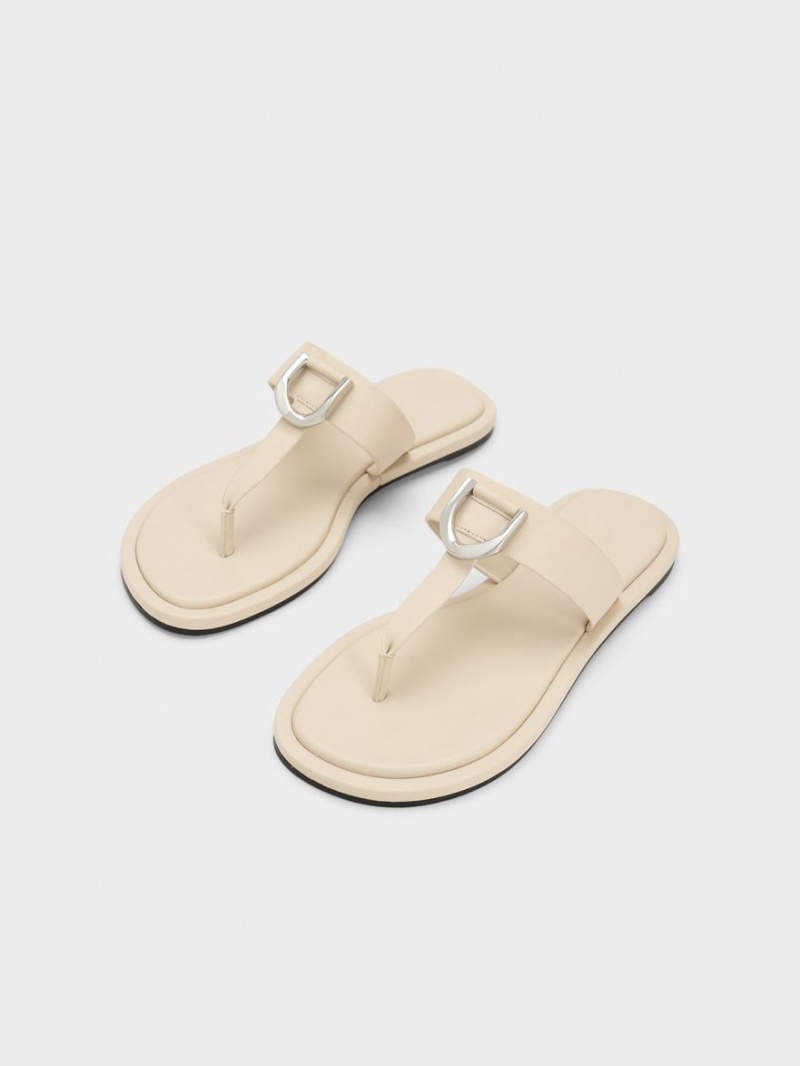 Σανδαλια Charles And Keith Gabine δερματινα Στρινγκ κρέμα | 48721-KTJO
