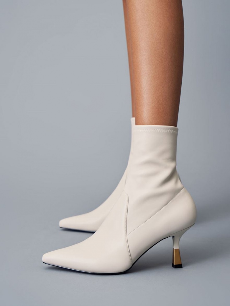 Μποτακια Charles And Keith Kitten Heel ασπρα | 30725-TMHN