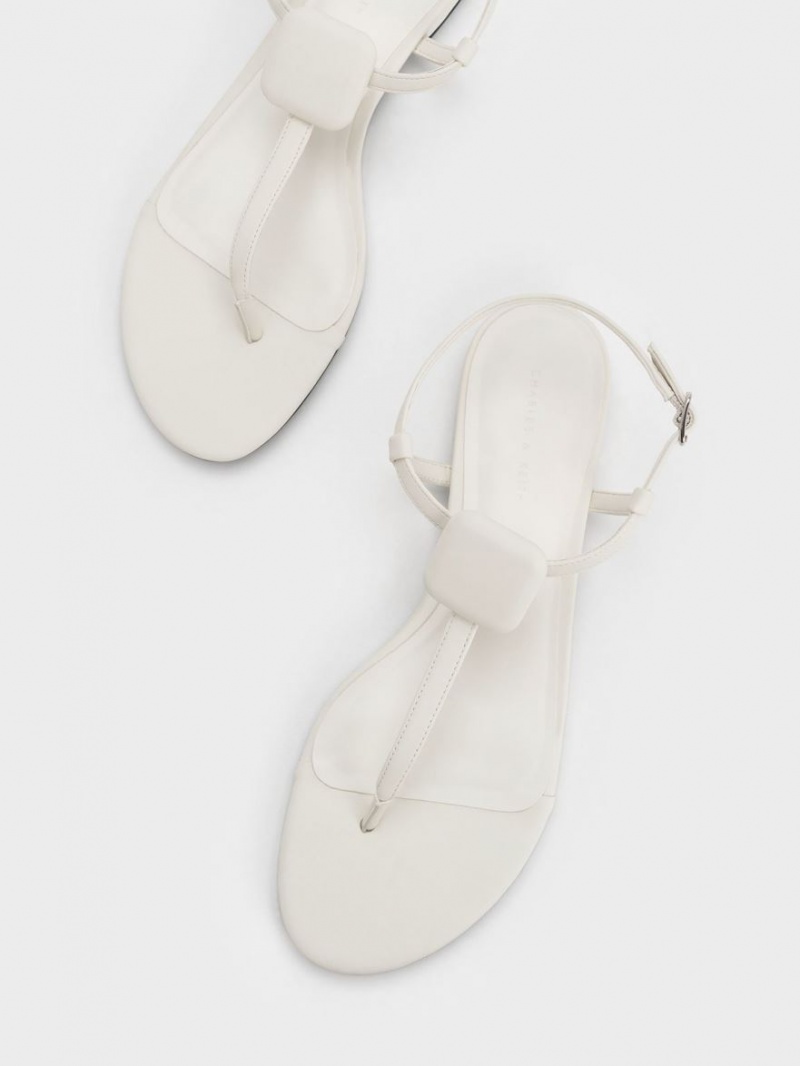 Σανδαλια Charles And Keith Koa Στρινγκ ασπρα | 53897-ZRVM