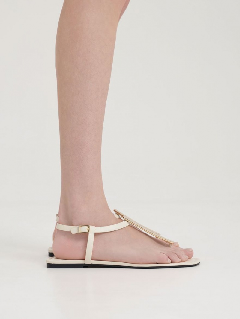 Σανδαλια Charles And Keith Metallic Accent T-Bar Στρινγκ ασπρα | 19804-VNOH