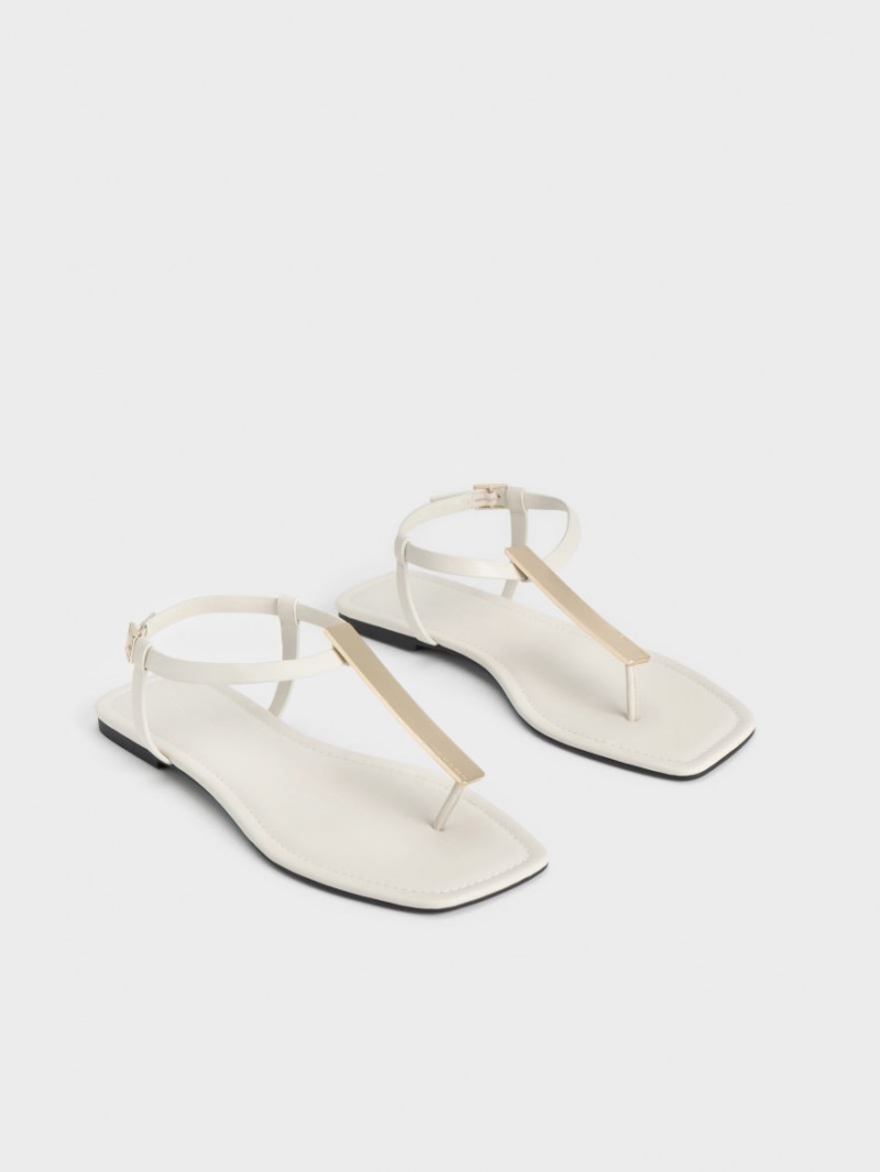 Σανδαλια Charles And Keith Metallic Accent T-Bar Στρινγκ ασπρα | 19804-VNOH