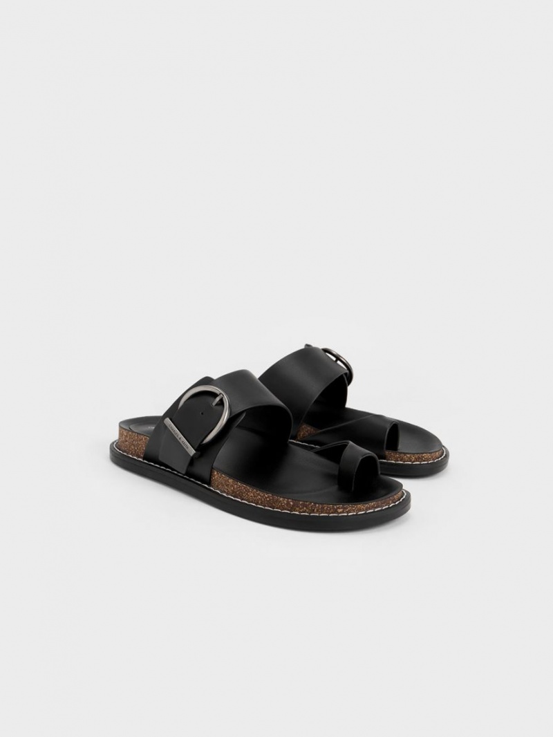 Σανδαλια Charles And Keith Metallic πόρπης toe-Ring μαυρα | 01549-ZIJL