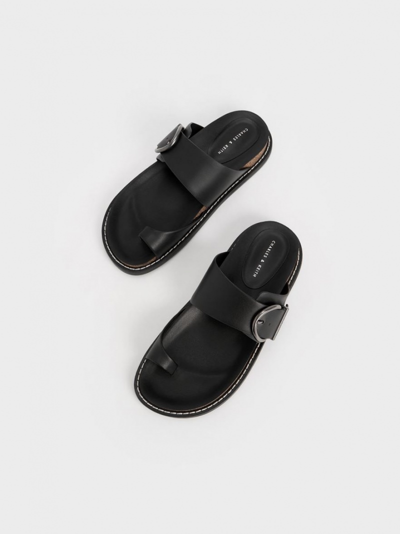 Σανδαλια Charles And Keith Metallic πόρπης toe-Ring μαυρα | 01549-ZIJL