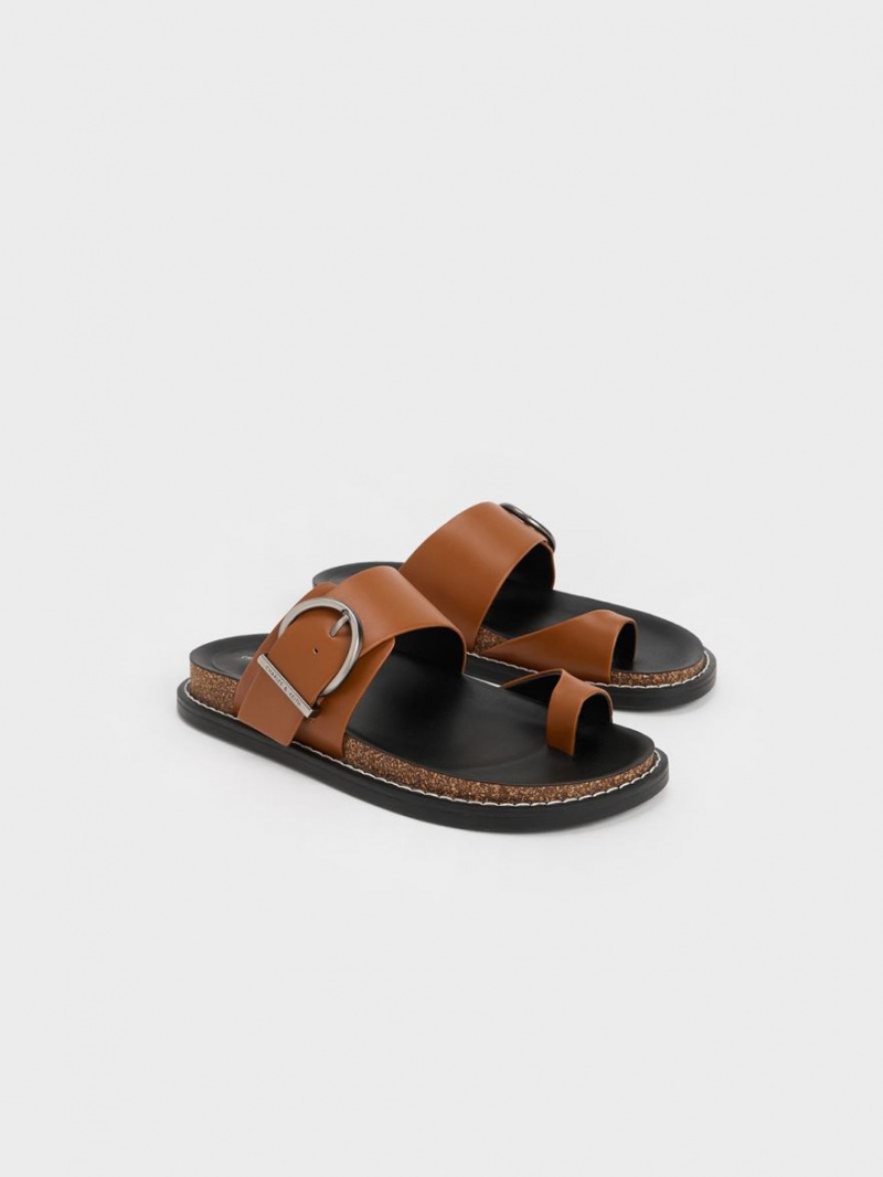 Σανδαλια Charles And Keith Metallic πόρπης toe-Ring καφε | 96824-QILJ