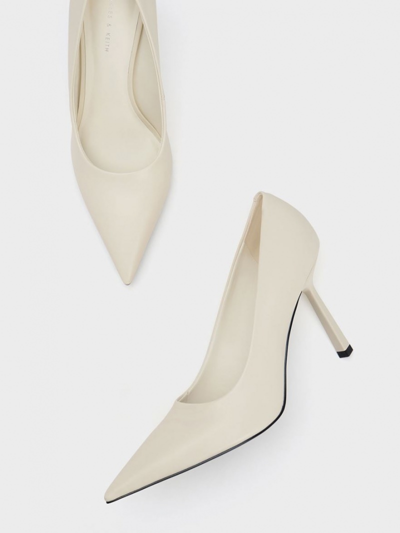 Γοβεσ Charles And Keith Pointed-toe κρέμα | 04179-WURV