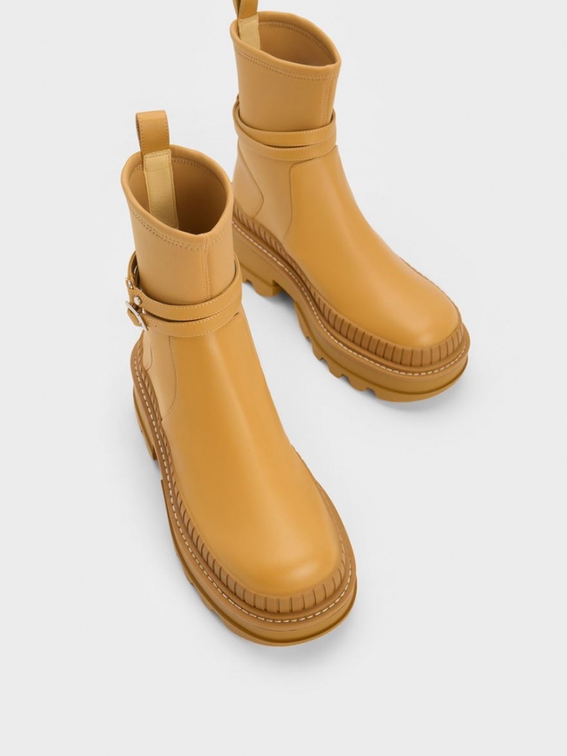 Μποτακια Charles And Keith Slip-On flatforms μουστάρδα | 05178-OESQ