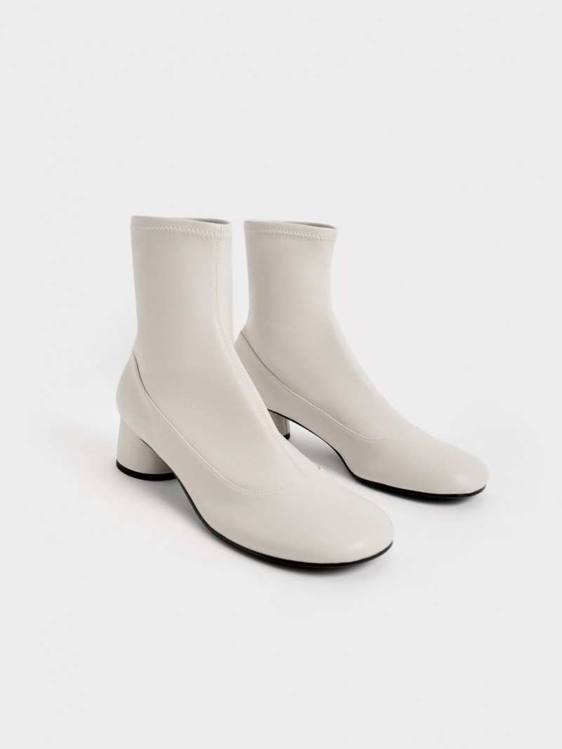Μποτακια Charles And Keith Stitch-Trim Cylindrical Heel ασπρα | 18094-TRPD