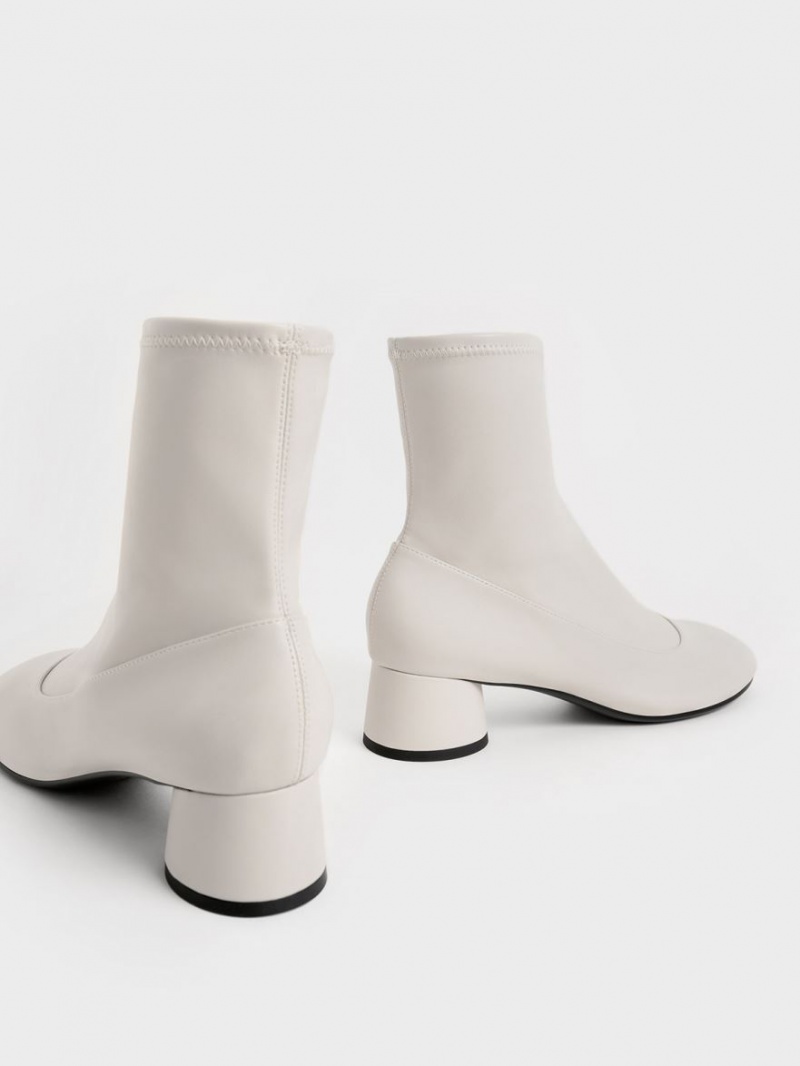 Μποτακια Charles And Keith Stitch-Trim Cylindrical Heel ασπρα | 18094-TRPD