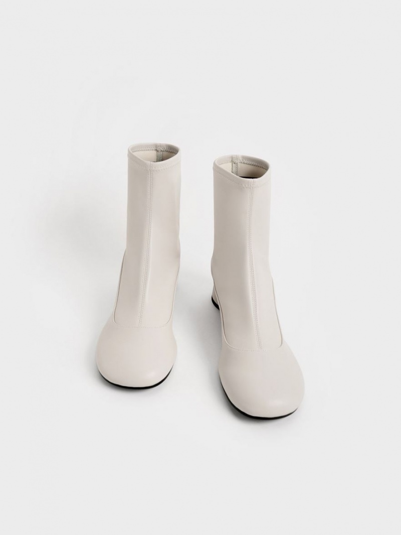 Μποτακια Charles And Keith Stitch-Trim Cylindrical Heel ασπρα | 18094-TRPD