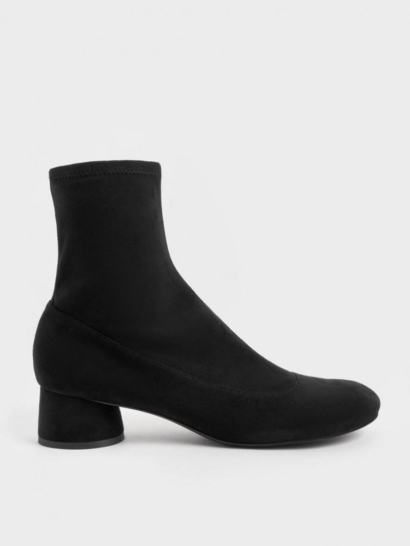 Μποτακια Charles And Keith Textured Stitch-Trim Cylindrical Heel μαυρα | 47093-UJIF