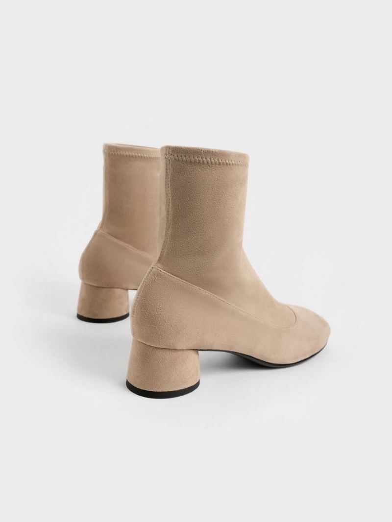 Μποτακια Charles And Keith Textured Stitch-Trim Cylindrical Heel Μπεζ | 53019-OEPN
