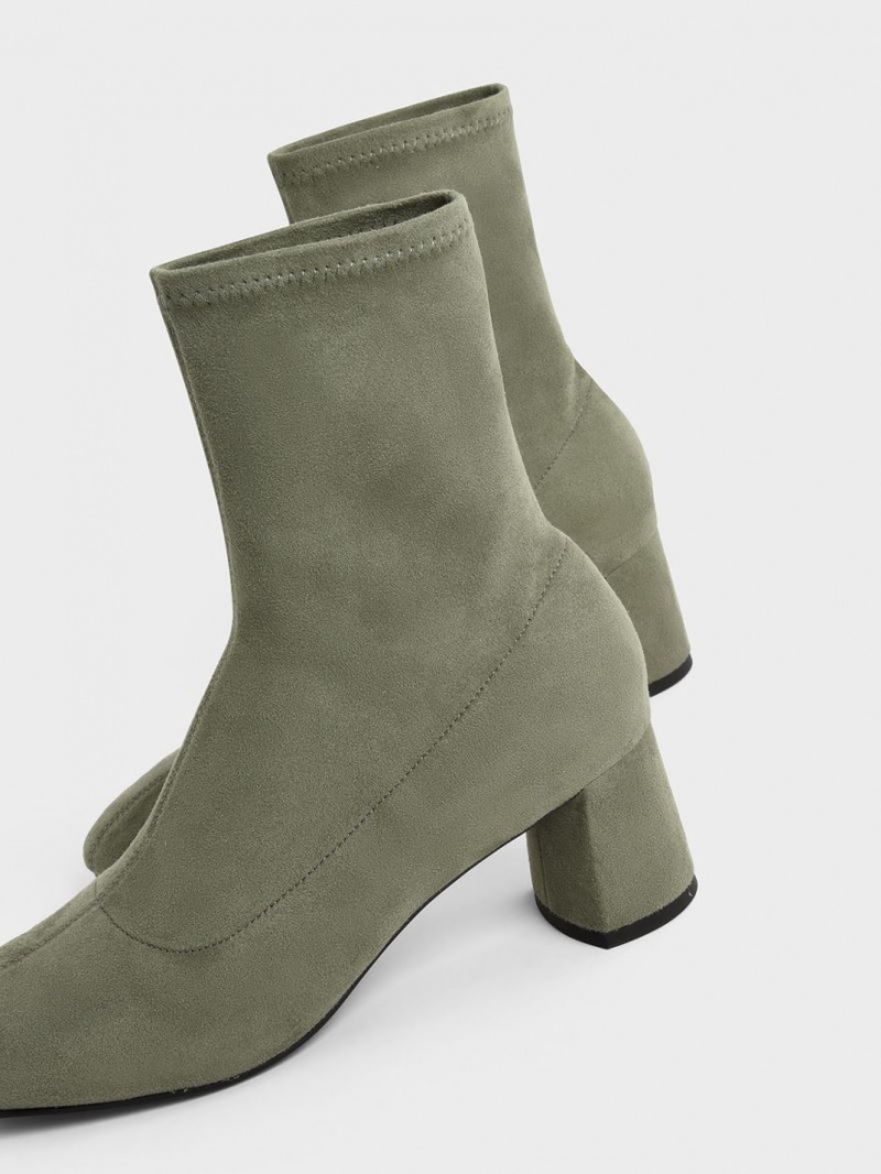 Μποτακια Charles And Keith Textured Stitch-Trim Ελιά | 17348-YBXO
