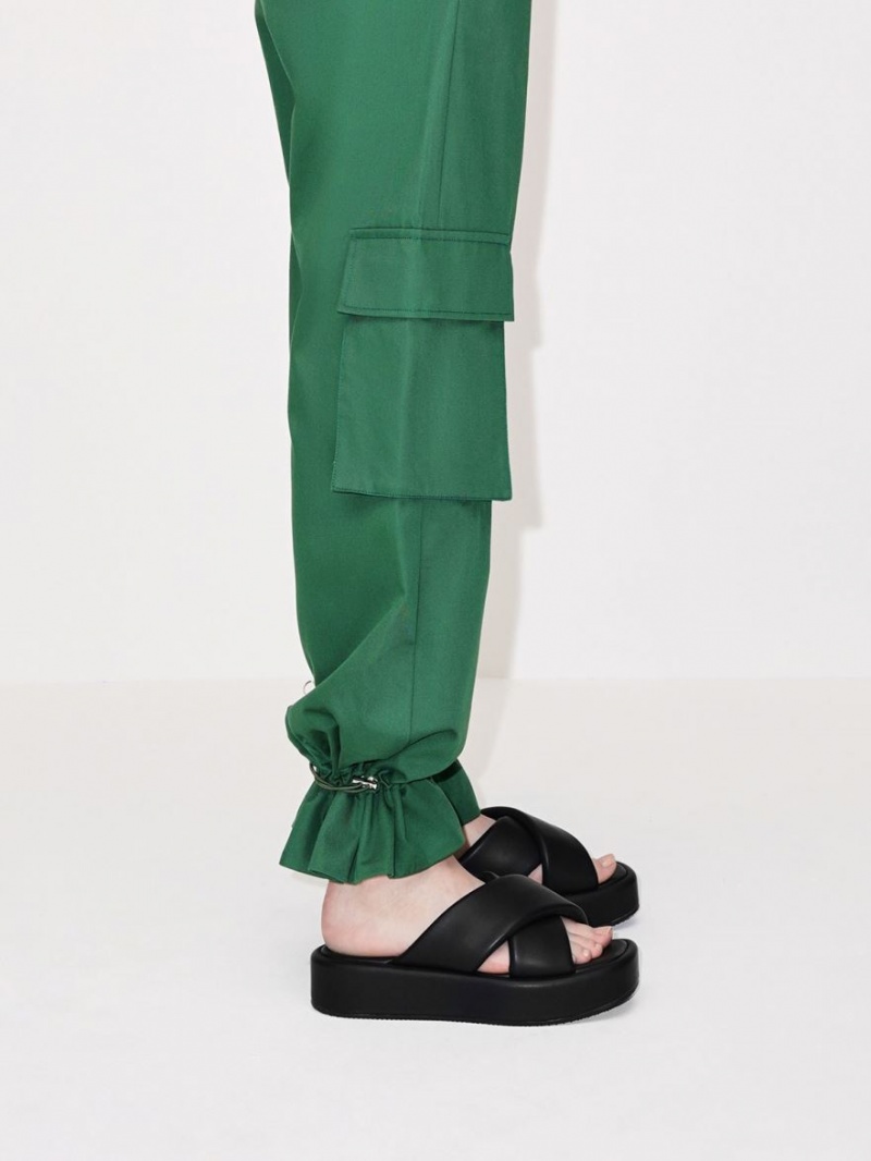 Σαγιοναρεσ Charles And Keith Με Επένδυση Crossover Flatforms μαυρα | 36805-WQPS