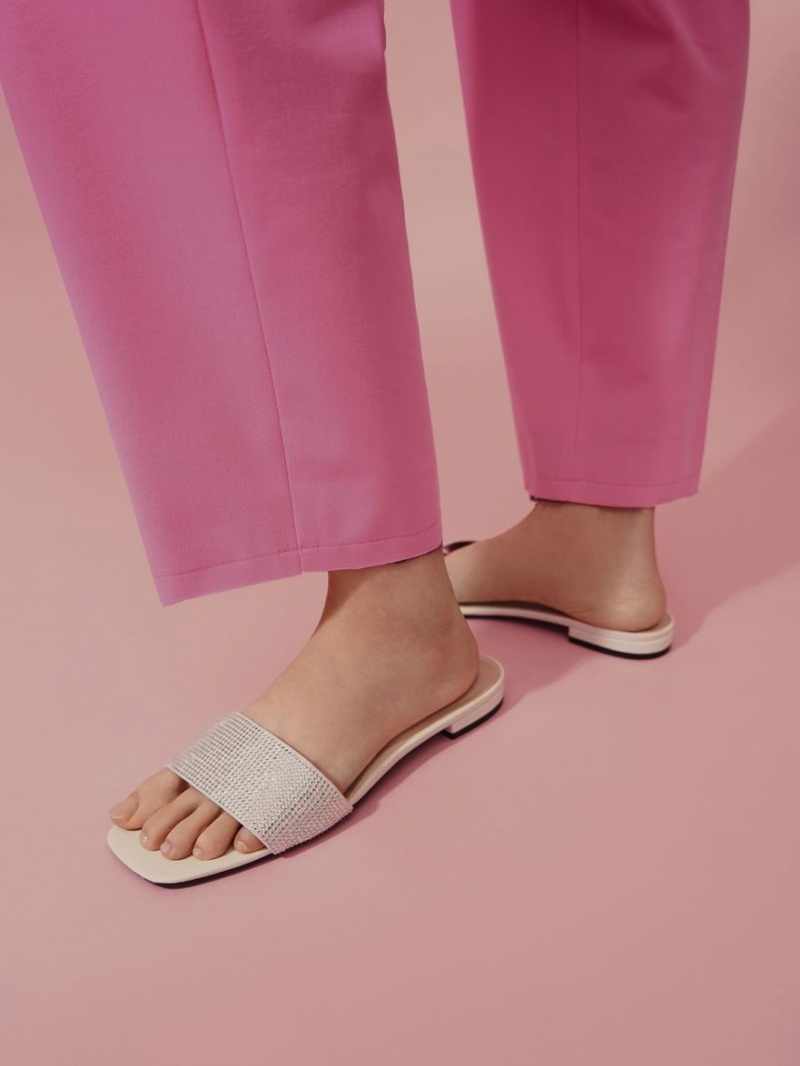 Σανδάλια Slide Charles And Keith Gem Embellished κρέμα | 51694-BFVZ