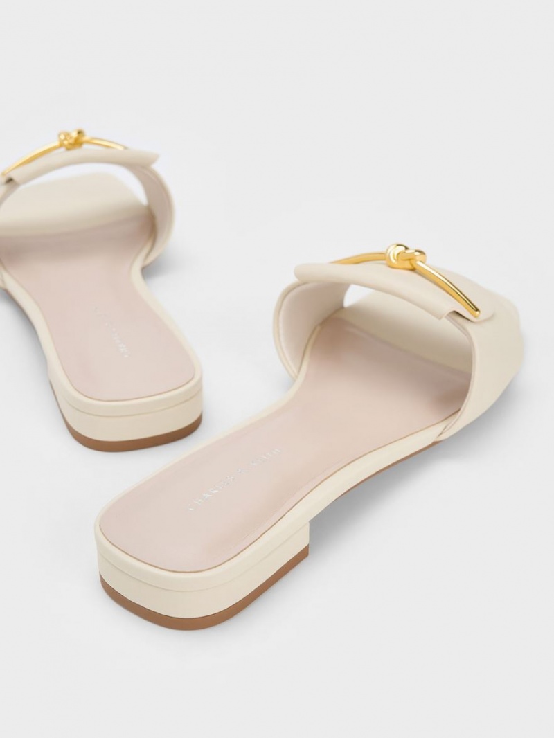 Σανδάλια Slide Charles And Keith Knotted Accent κρέμα | 92731-PHMS
